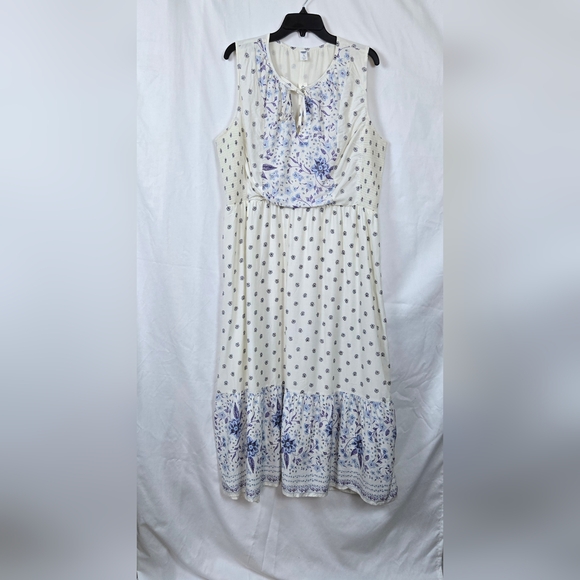 Old Navy Dresses & Skirts - Old‎ Navy Womens Blue White Floral Smocked Fit & Flare Midi Peasant Dress XL New